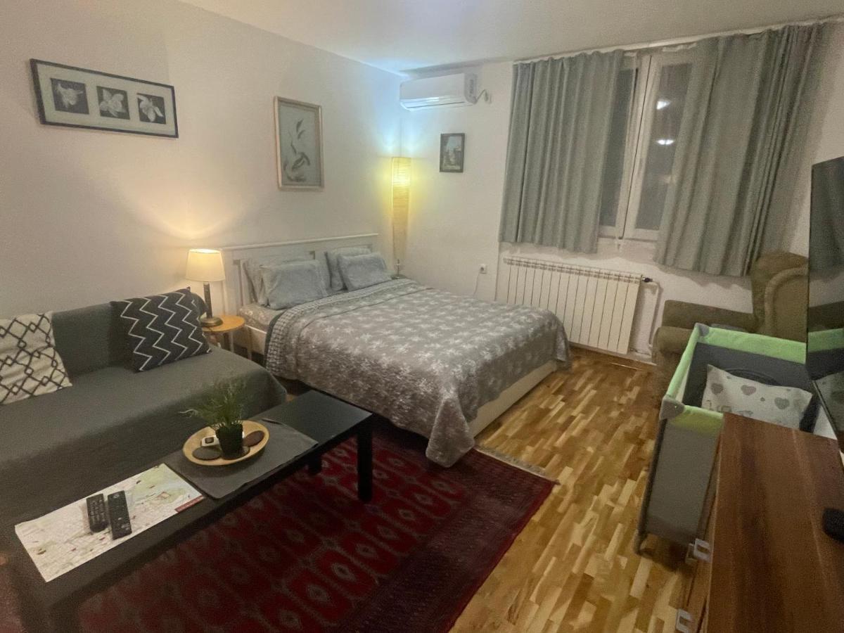 Axis Mundi Leilighet Beograd Eksteriør bilde
